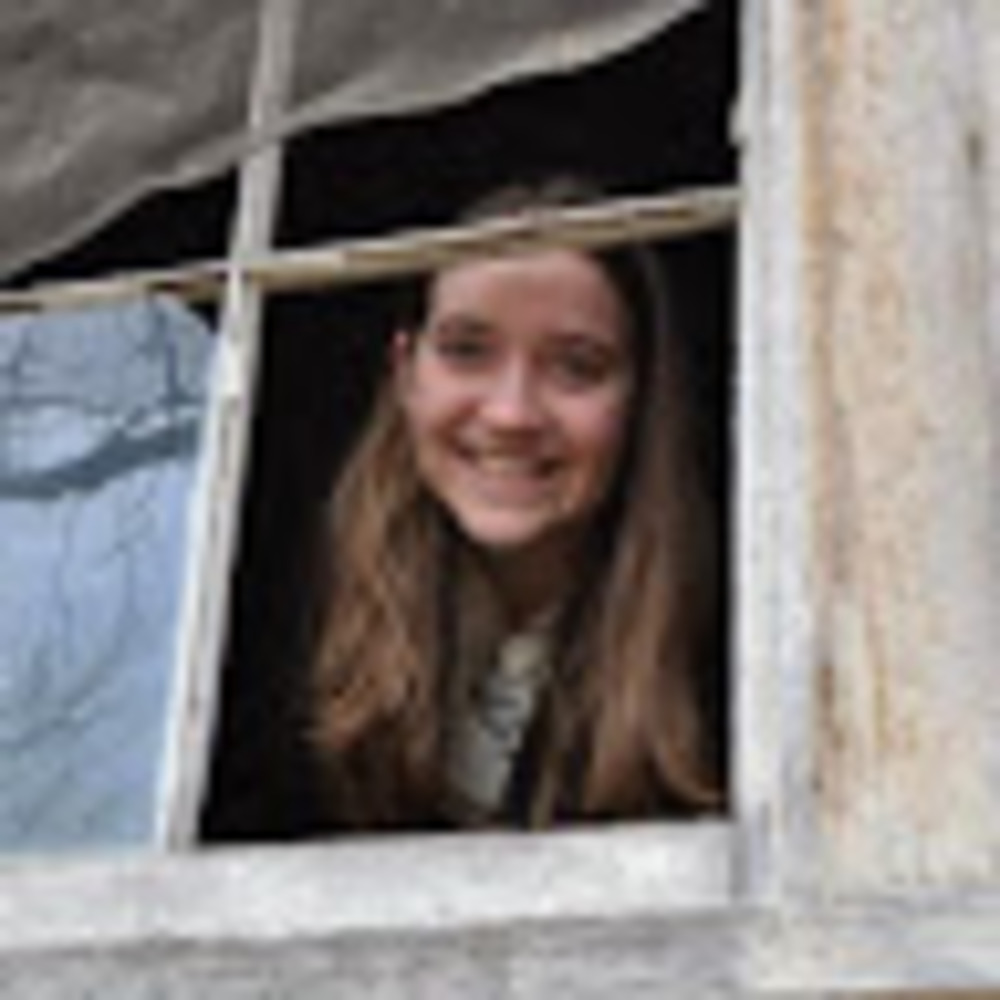 Meet your Posher, Aly